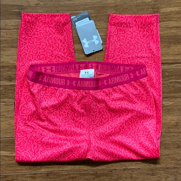 NEW UNDER ARMOUR Girls Capri Leggings Sz Large - Picture 2 of 4